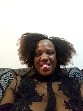 Snapshot of Mommy_Sienna chatting on 13, 12, 2025 Mommy Sienna online show from 13, 12, 2025