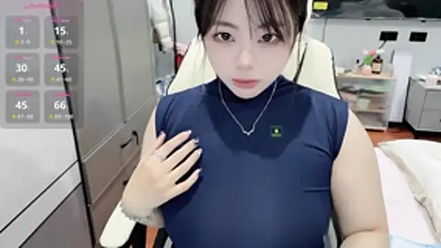 Snapshot of Chayka_21 chatting on 4, 2, 2026 Chayka 21 online show from 4, 2, 2026