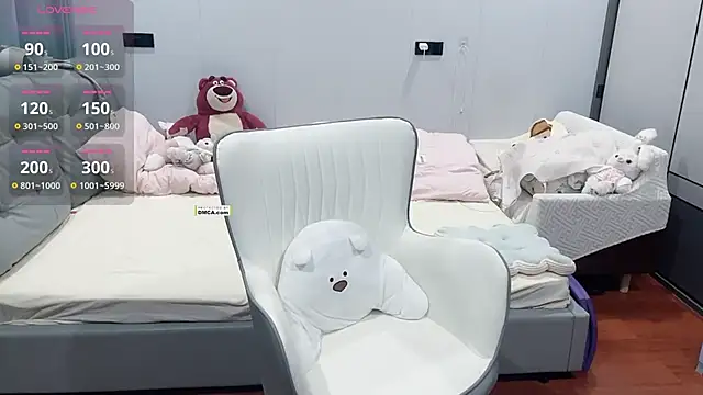 Snapshot of Chayka_21 chatting on 12, 4, 2026 Chayka 21 online show from 12, 4, 2026