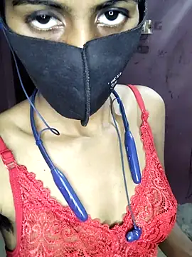 Snapshot of Thaper_Meera2 chatting on 13, 11, 2025 Thaper Meera2 online show from 13, 11, 2025