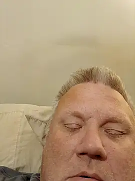 Snapshot of Jbirdb800 chatting on 5, 11, 2025 Jbirdb800 online show from 5, 11, 2025