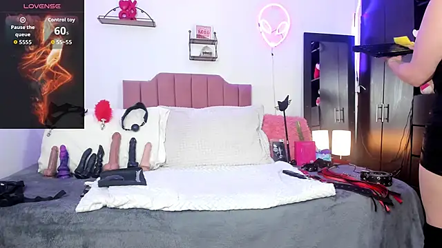 Snapshot of Victoria_Wilde_ chatting on 24, 3, 2026 Victoria Wilde online show from 24, 3, 2026