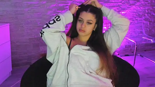 BellaNoir  online show from 14, 1, 2026