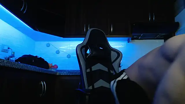 Snapshot of chris_evans27 chatting on 17, 2, 2026 chris evans27 online show from 17, 2, 2026