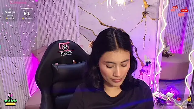 PEACHY TAY online show from 3, 5, 2026