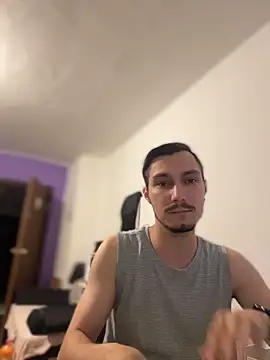 mihneaxxx online show from 22, 4, 2026