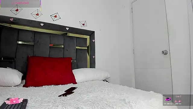 Snapshot of CatleyaSmith chatting on 12, 2, 2026 CatleyaSmith online show from 12, 2, 2026