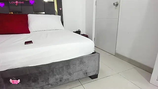 Snapshot of CatleyaSmith chatting on 24, 2, 2026 CatleyaSmith online show from 24, 2, 2026