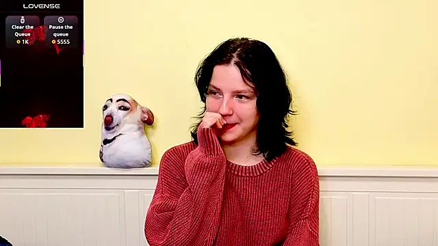 Snapshot of LatinaHuguenin chatting on 9, 1, 2026 LatinaHuguenin online show from 9, 1, 2026