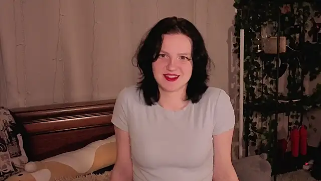 Snapshot of LatinaHuguenin chatting on 9, 1, 2026 LatinaHuguenin online show from 9, 1, 2026