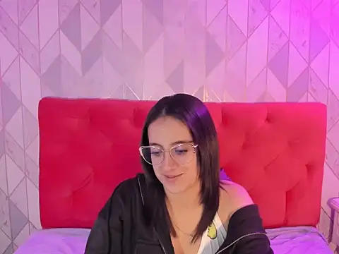 IsabellaRousset online show from 2, 12, 2025