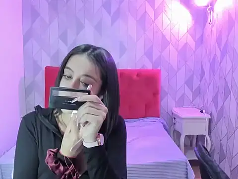 IsabellaRousset online show from 3, 12, 2025