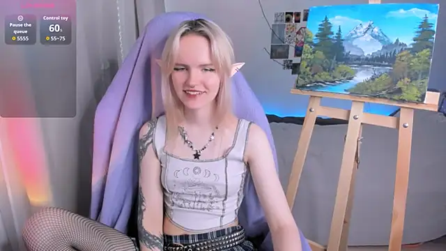 Snapshot of Mel_the_drawer chatting on 25, 5, 2026 Mel the drawer online show from 25, 5, 2026