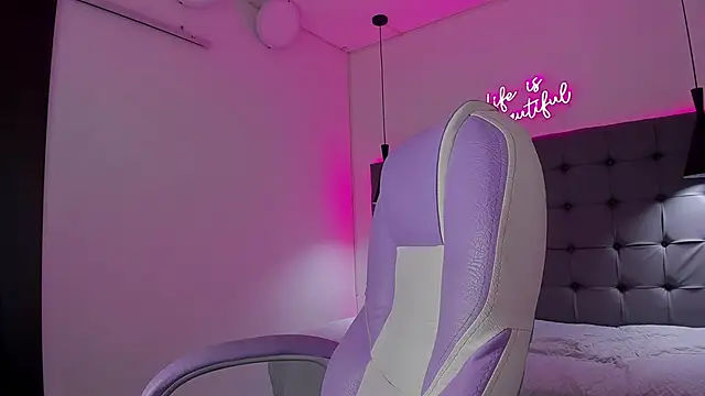 Liams18 online show from 28, 11, 2025