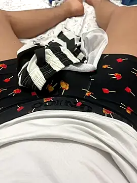 Snapshot of gatito_polo69 chatting on 30, 11, 2025 gatito polo69 online show from 30, 11, 2025