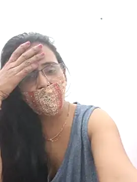 Snapshot of sanjana077 chatting on 5, 3, 2026 sanjana077 online show from 5, 3, 2026