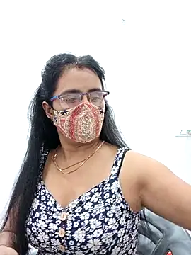 Snapshot of sanjana077 chatting on 7, 4, 2026 sanjana077 online show from 7, 4, 2026