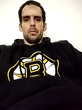 Snapshot of Plejer999 chatting on 8, 11, 2025 Plejer999 online show from 8, 11, 2025