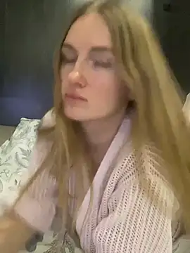 Snapshot of olliebells chatting on 4, 3, 2026 olliebells online show from 4, 3, 2026