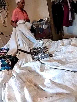 SITHANDRAH online show from 14, 12, 2025