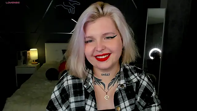 shadow purr online show from 8, 11, 2025