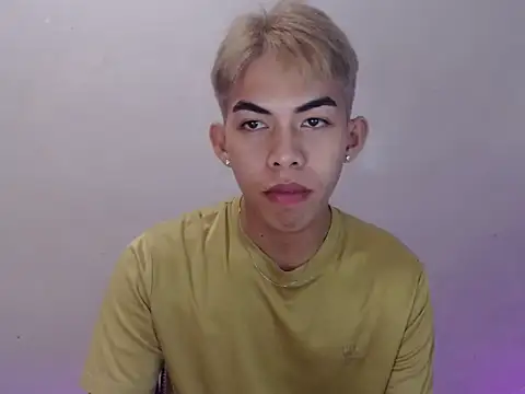 Urhotsilverboy online show from 10, 5, 2026