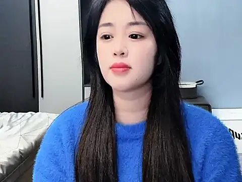 Snapshot of Lucky--Lucy chatting on 15, 11, 2025 Lucky--Lucy online show from 15, 11, 2025