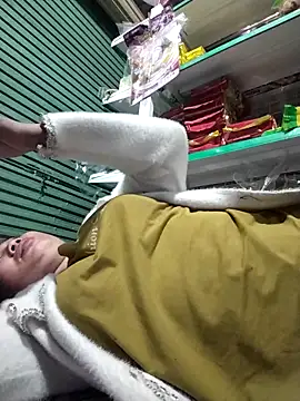 Snapshot of MINSSA502 chatting on 28, 3, 2026 MINSSA502 online show from 28, 3, 2026