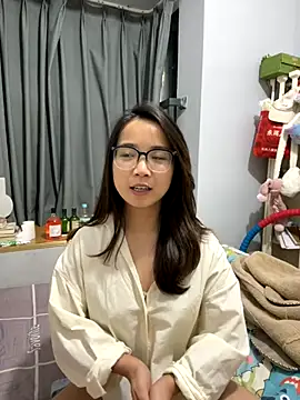 Snapshot of Hmm_0303 chatting on 30, 11, 2025 Hmm 0303 online show from 30, 11, 2025