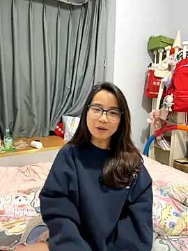 Snapshot of Hmm_0303 chatting on 1, 12, 2025 Hmm 0303 online show from 1, 12, 2025