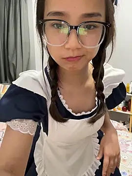 Snapshot of Hmm_0303 chatting on 2, 12, 2025 Hmm 0303 online show from 2, 12, 2025