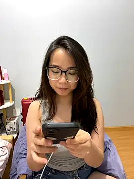 Snapshot of Hmm_0303 chatting on 5, 12, 2025 Hmm 0303 online show from 5, 12, 2025