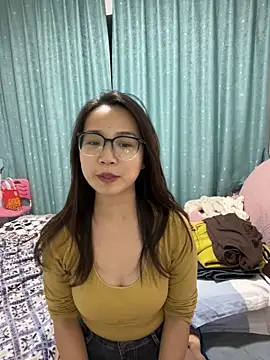 Snapshot of Hmm_0303 chatting on 19, 12, 2025 Hmm 0303 online show from 19, 12, 2025