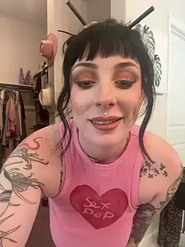 LoveDovexxx online show from 6, 11, 2025