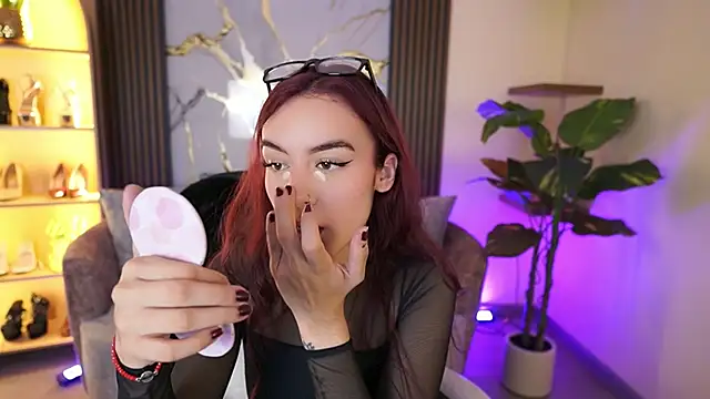 Snapshot of TessaaFox chatting on 26, 2, 2026 TessaaFox online show from 26, 2, 2026