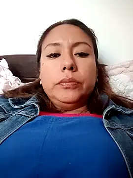 Snapshot of Zulreyna chatting on 20, 3, 2026 Zulreyna online show from 20, 3, 2026