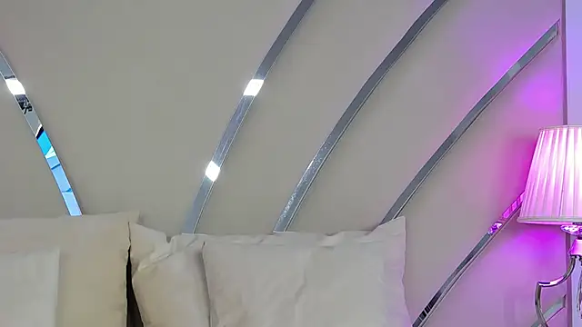 IvyNox online show from 1, 12, 2025