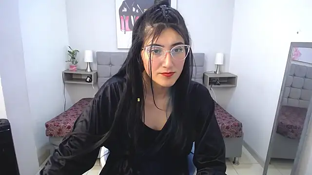 Violet raine  online show from 11, 11, 2025