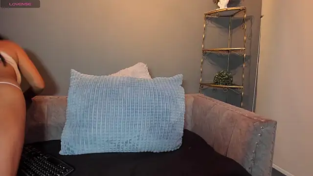 Snapshot of Niina26 chatting on 21, 11, 2025 Niina26 online show from 21, 11, 2025