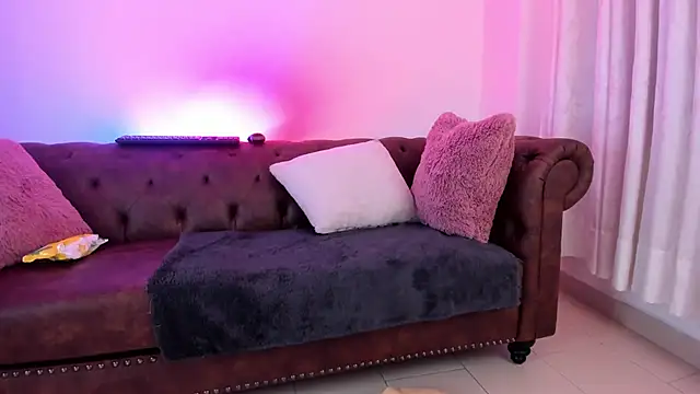 Snapshot of Niina26 chatting on 8, 1, 2026 Niina26 online show from 8, 1, 2026