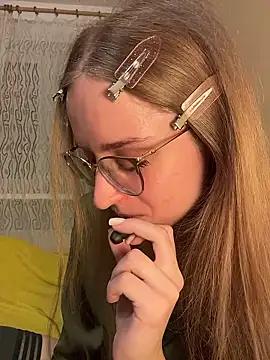 Snapshot of EveLunny chatting on 13, 1, 2026 EveLunny online show from 13, 1, 2026