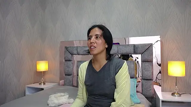 GiselaZivic online show from 11, 5, 2026
