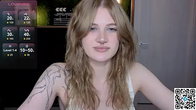 Snapshot of eshleeygreen chatting on 11, 5, 2026 eshleeygreen online show from 11, 5, 2026