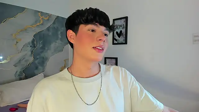 Snapshot of Isaac_Kurtt chatting on 12, 11, 2025 Isaac Kurtt online show from 12, 11, 2025