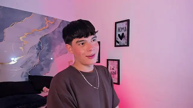 Snapshot of Isaac_Kurtt chatting on 27, 11, 2025 Isaac Kurtt online show from 27, 11, 2025