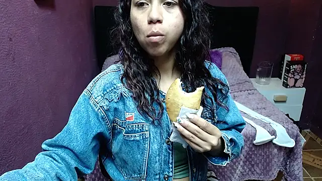 Snapshot of monika_256 chatting on 13, 2, 2026 monika 256 online show from 13, 2, 2026