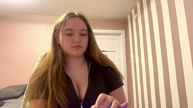 BabyBlissxx online show from 25, 3, 2026