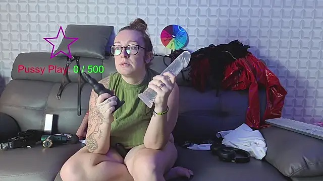 Snapshot of JadeStarUK chatting on 11, 3, 2026 JadeStarUK online show from 11, 3, 2026