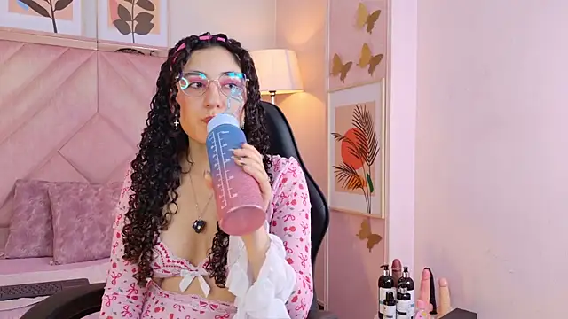 DemiJones  online show from 7, 7, 2026