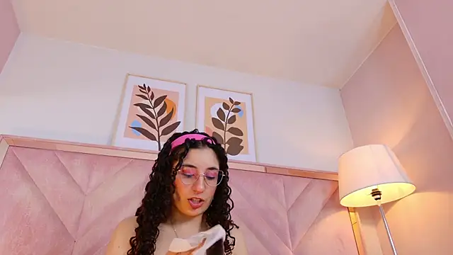DemiJones  online show from 7, 7, 2026